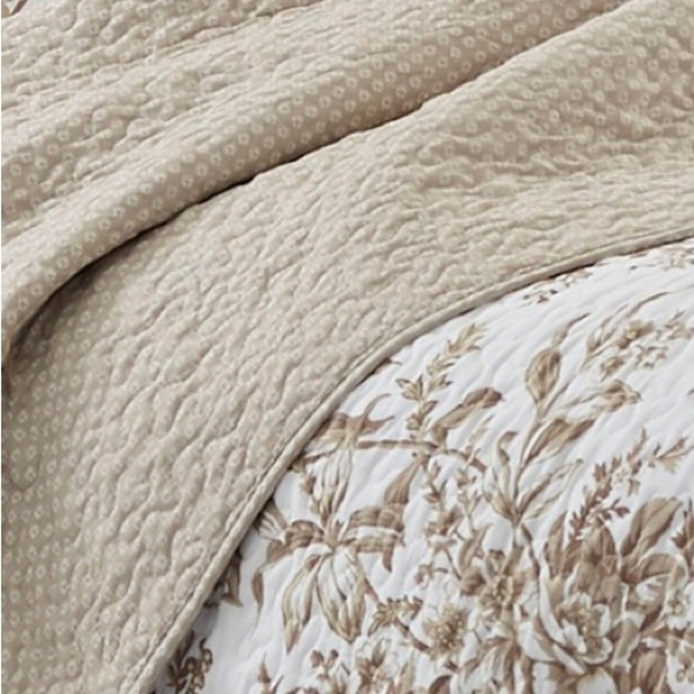 Gorgeous Full/Queen Bedford Quilt Set ~ NWT - Picture 7 of 7